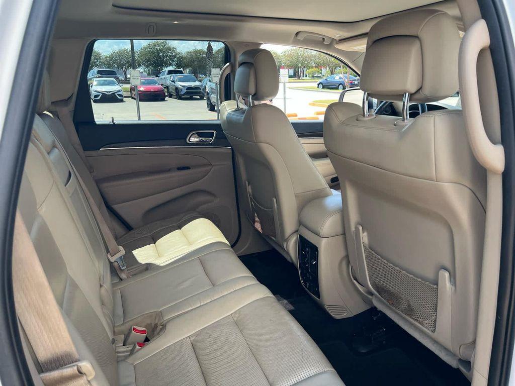 used 2017 Jeep Grand Cherokee car, priced at $9,895