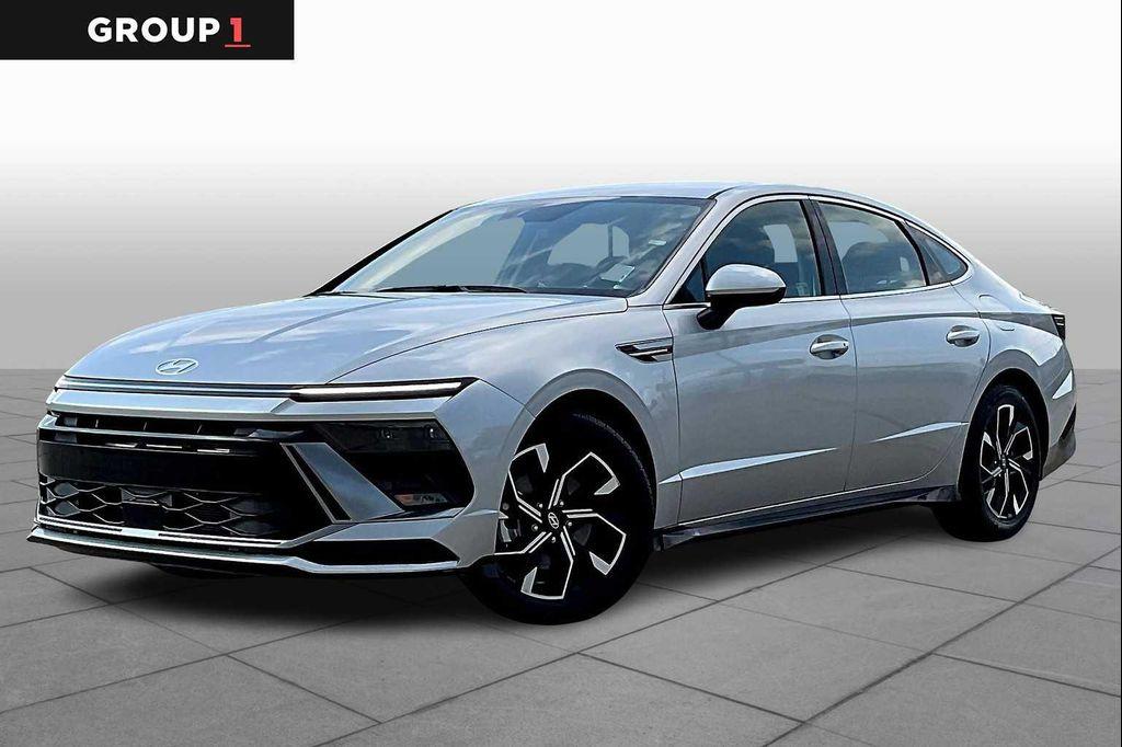 used 2025 Hyundai Sonata car, priced at $20,944