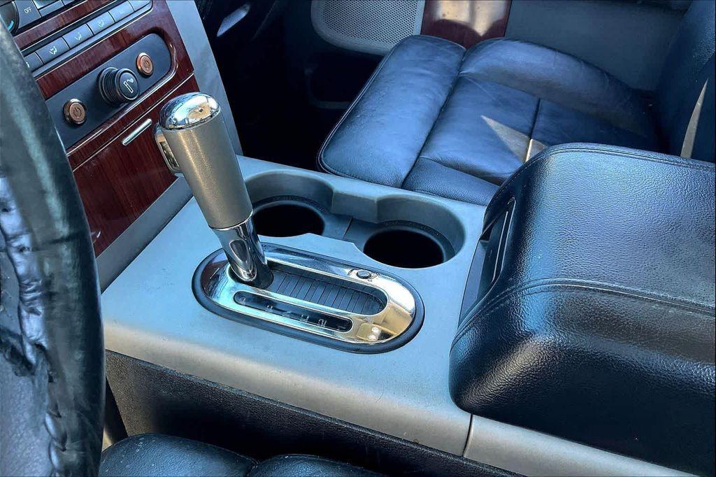 used 2006 Ford F-150 car, priced at $11,995