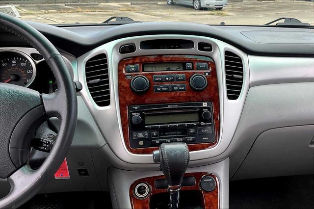 used 2005 Toyota Highlander car, priced at $5,988