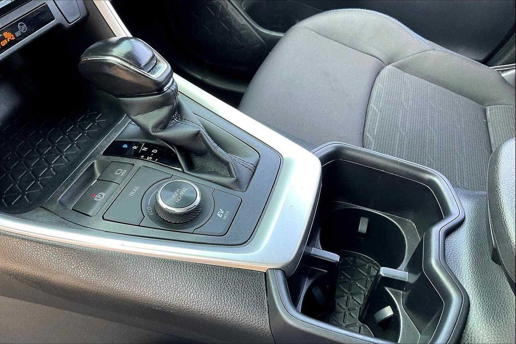 used 2024 Toyota RAV4 Hybrid car, priced at $25,995