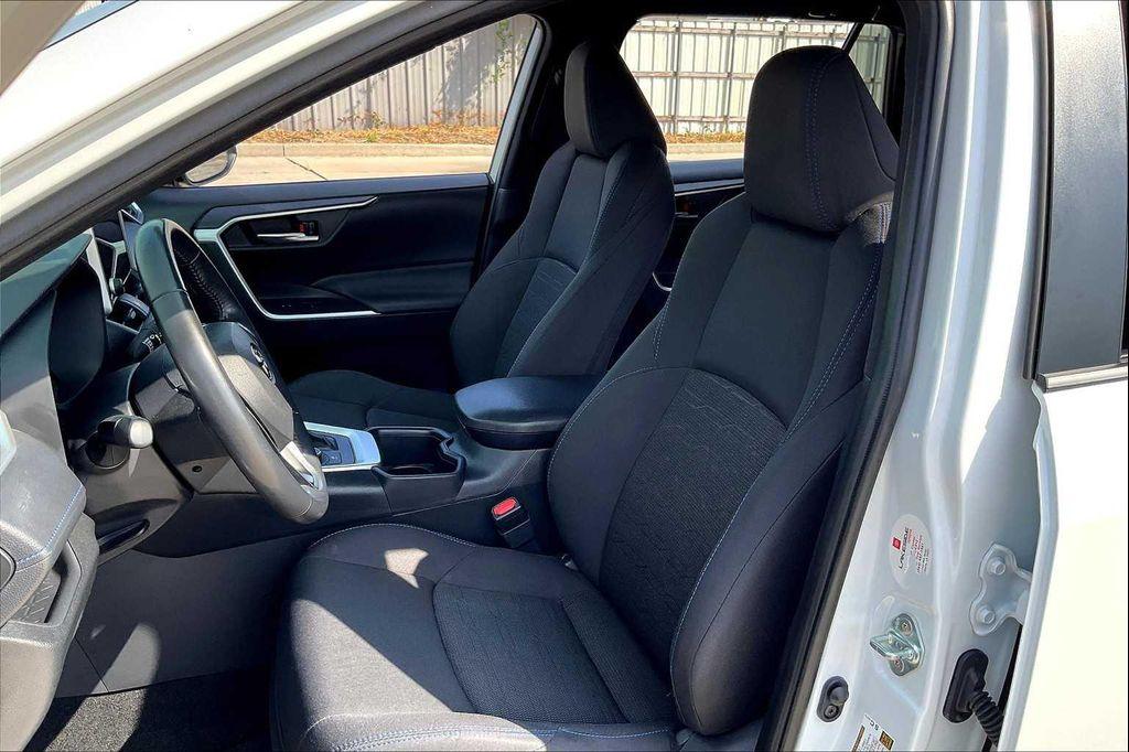 used 2024 Toyota RAV4 Hybrid car, priced at $25,995