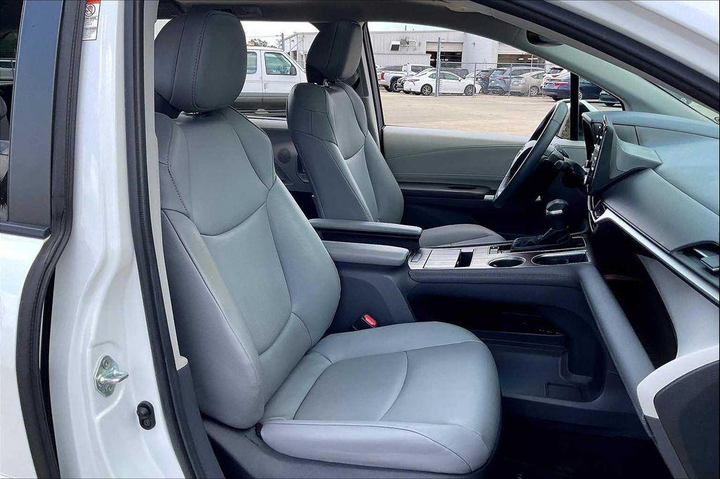 used 2023 Toyota Sienna car, priced at $40,832