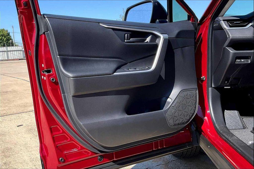 new 2025 Toyota RAV4 Hybrid car, priced at $34,474