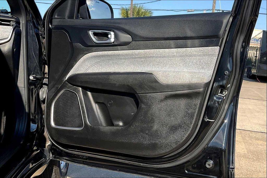 used 2024 Jeep Compass car, priced at $18,995