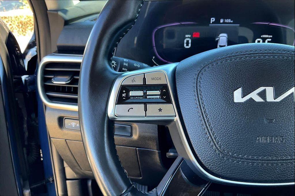 used 2023 Kia Telluride car, priced at $26,995