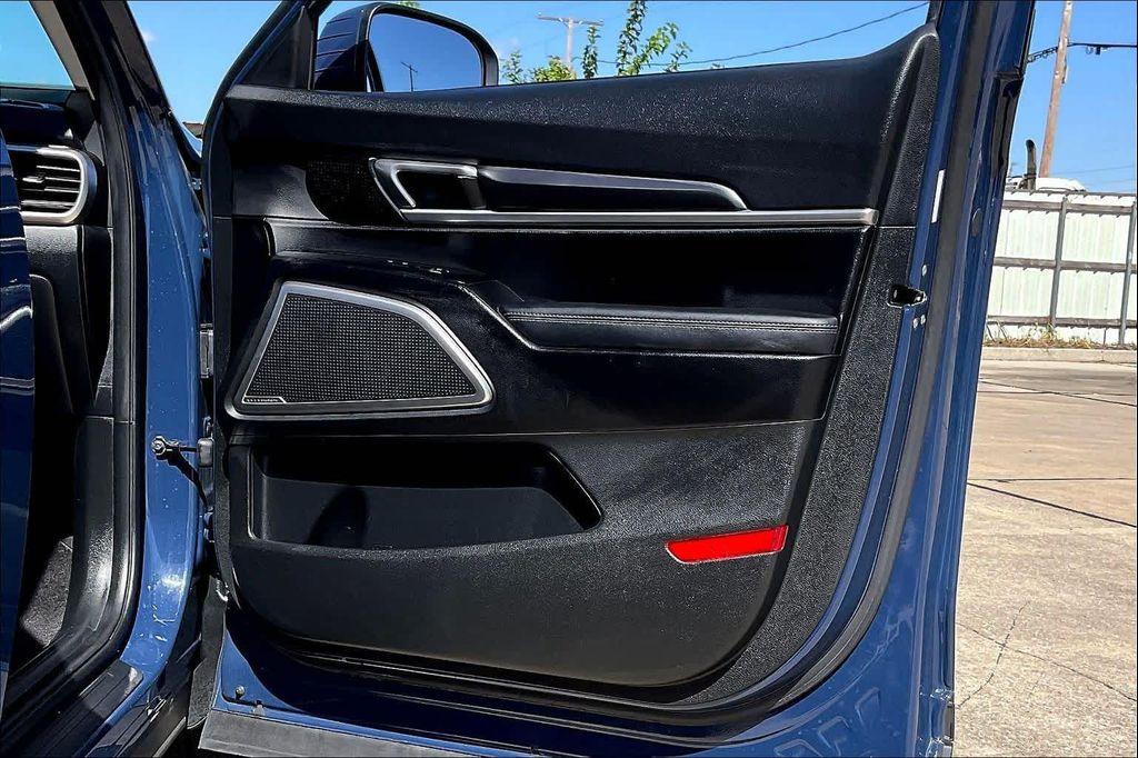 used 2023 Kia Telluride car, priced at $26,995