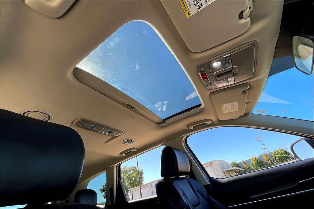 used 2023 Kia Telluride car, priced at $26,995