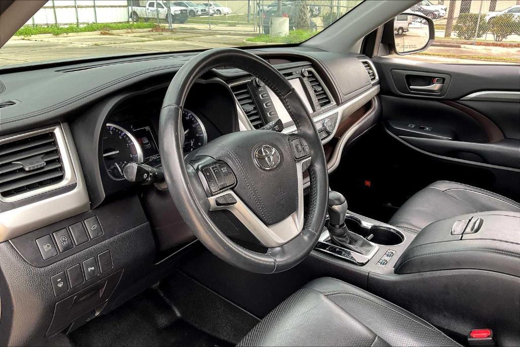 used 2019 Toyota Highlander car, priced at $29,895