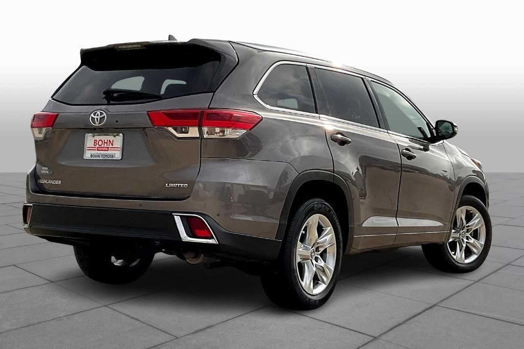 used 2019 Toyota Highlander car, priced at $29,895