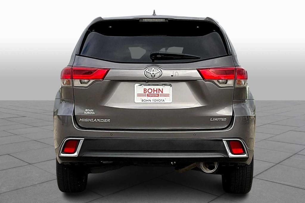 used 2019 Toyota Highlander car, priced at $29,895