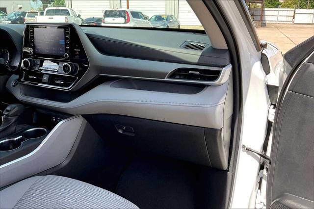 used 2022 Toyota Highlander car, priced at $29,895