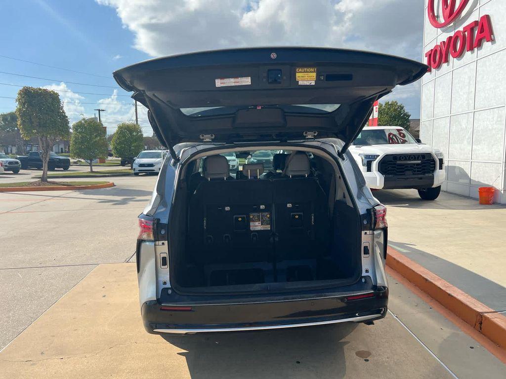 used 2022 Toyota Sienna car, priced at $22,555