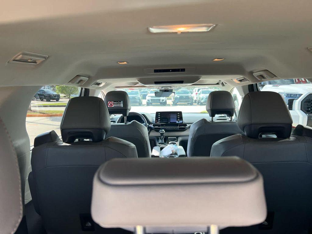 used 2022 Toyota Sienna car, priced at $22,555