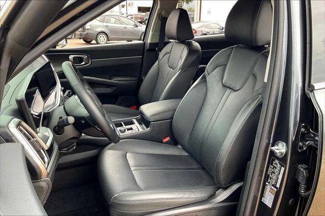 used 2024 Kia Sorento car, priced at $28,757
