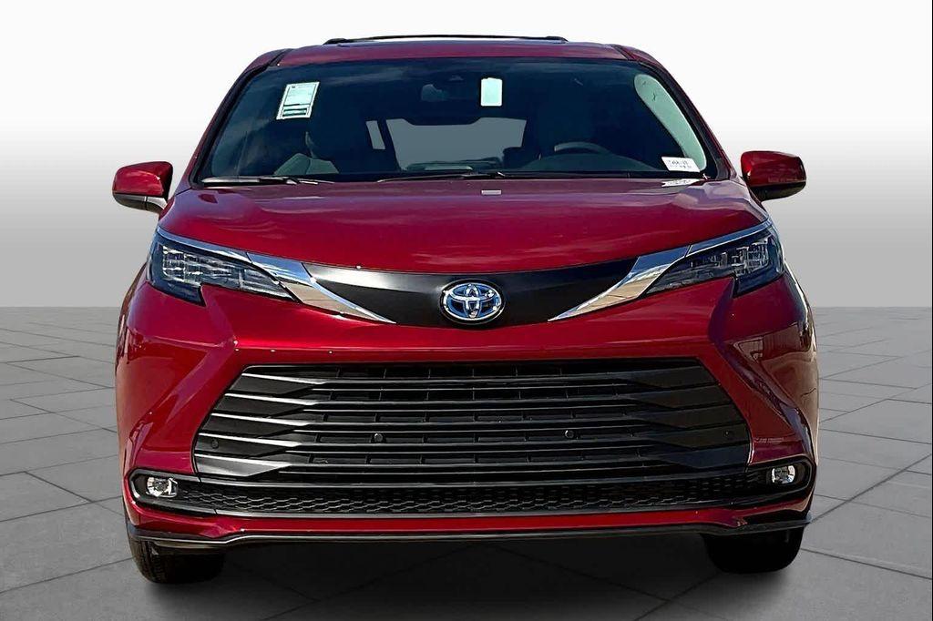 new 2025 Toyota Sienna car, priced at $48,143