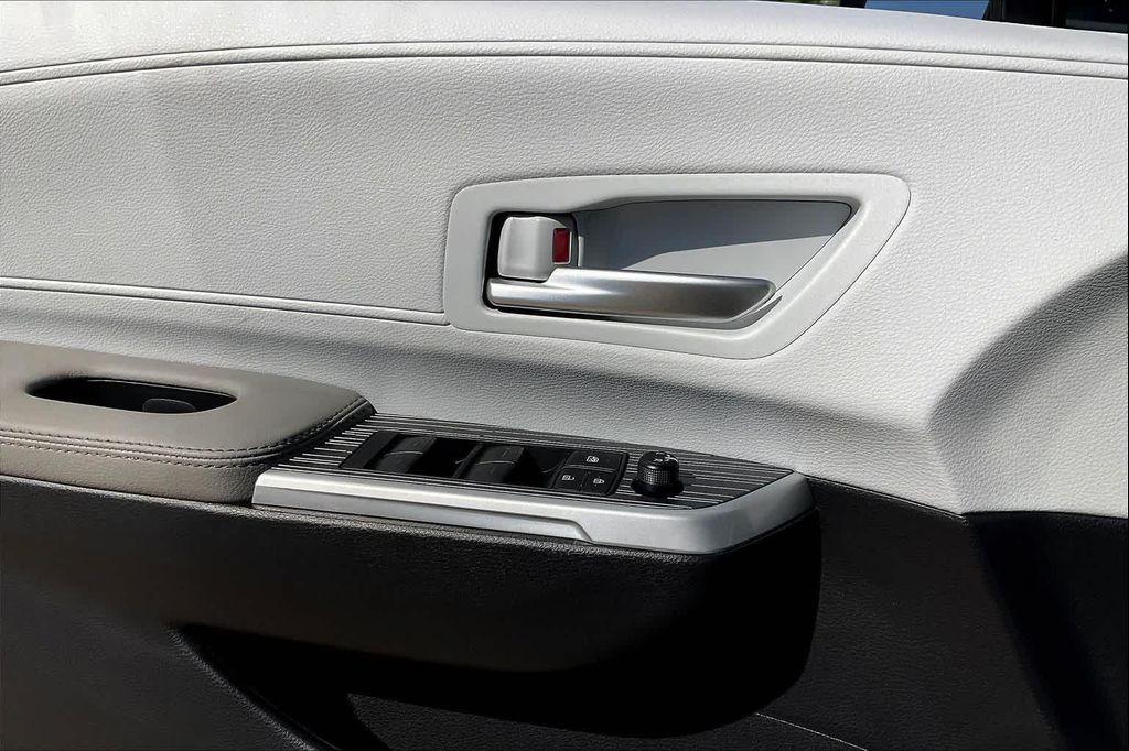 new 2025 Toyota Sienna car, priced at $47,668