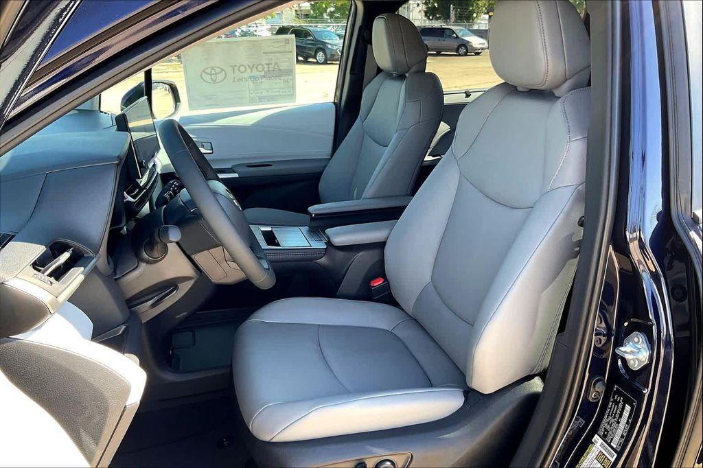 new 2025 Toyota Sienna car, priced at $47,668