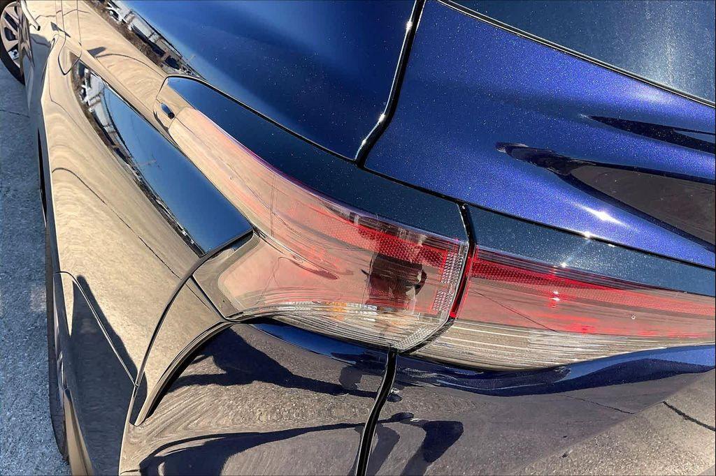 new 2025 Toyota Sienna car, priced at $47,668