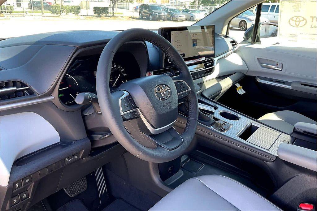 new 2025 Toyota Sienna car, priced at $47,668