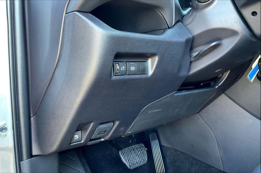 new 2025 Toyota RAV4 Hybrid car