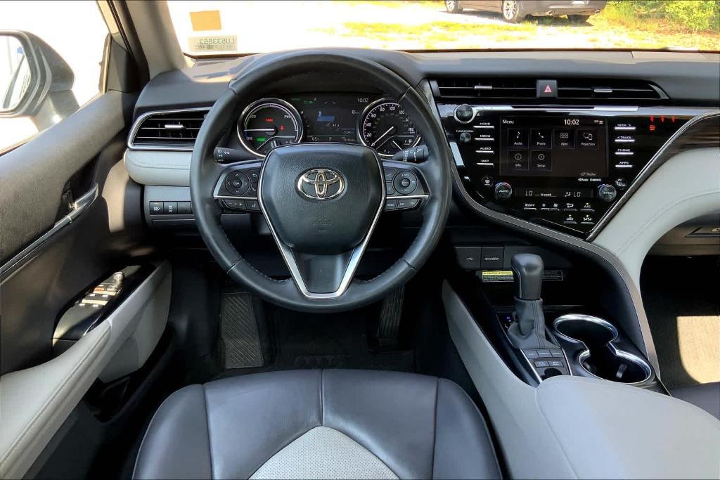 used 2020 Toyota Camry Hybrid car, priced at $28,865