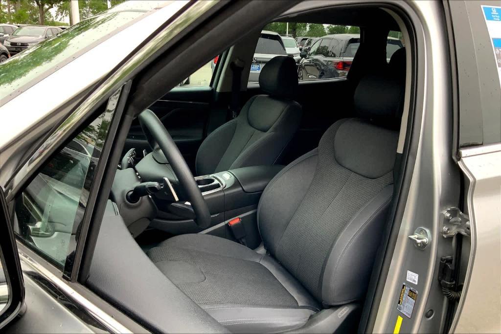 used 2022 Hyundai Santa Fe car, priced at $24,995