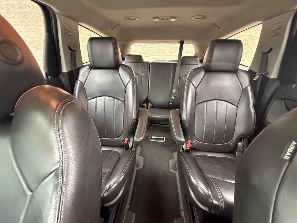 used 2016 Chevrolet Traverse car, priced at $5,999