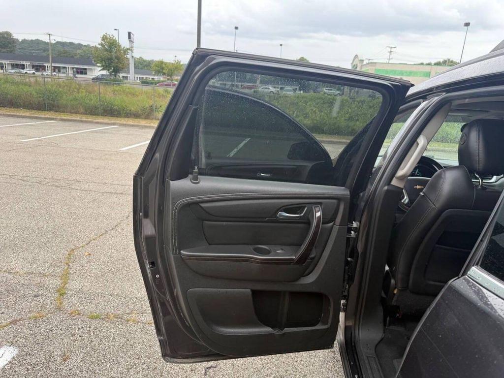 used 2016 Chevrolet Traverse car, priced at $5,999