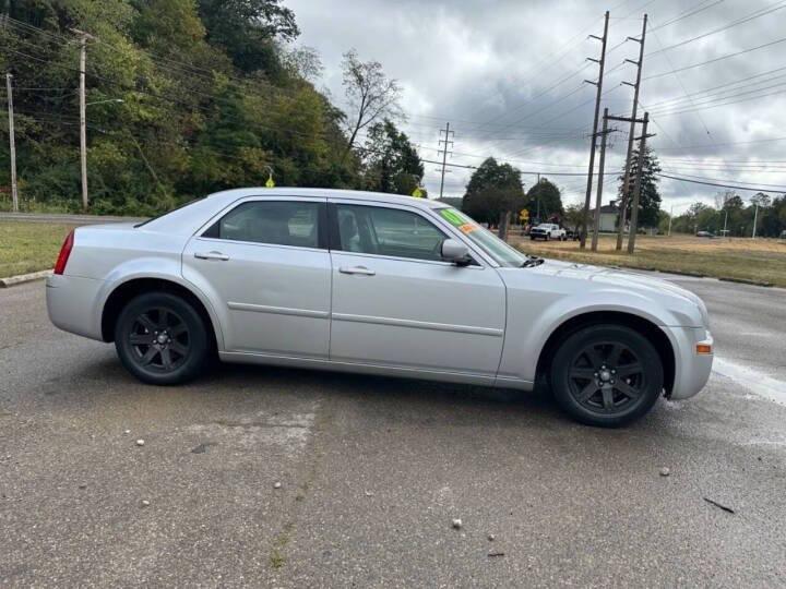 used 2007 Chrysler 300 car, priced at $4,499