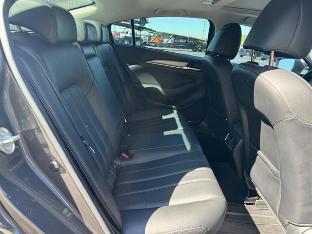 used 2018 Mazda Mazda6 car, priced at $17,999