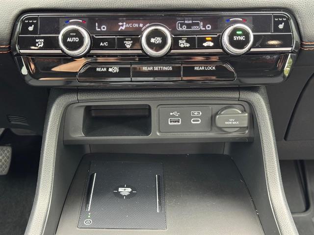 used 2025 Honda Pilot car, priced at $47,730