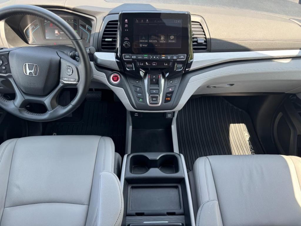 used 2024 Honda Odyssey car, priced at $40,358