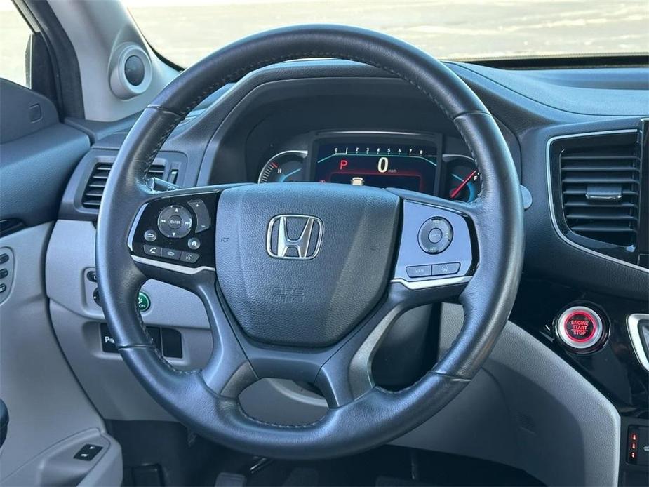 used 2022 Honda Pilot car, priced at $35,700