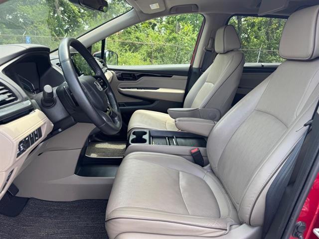 used 2023 Honda Odyssey car, priced at $41,978