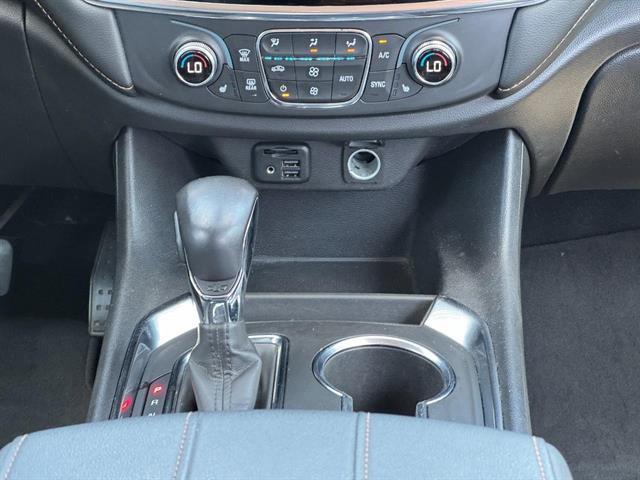 used 2021 Chevrolet Traverse car, priced at $25,799