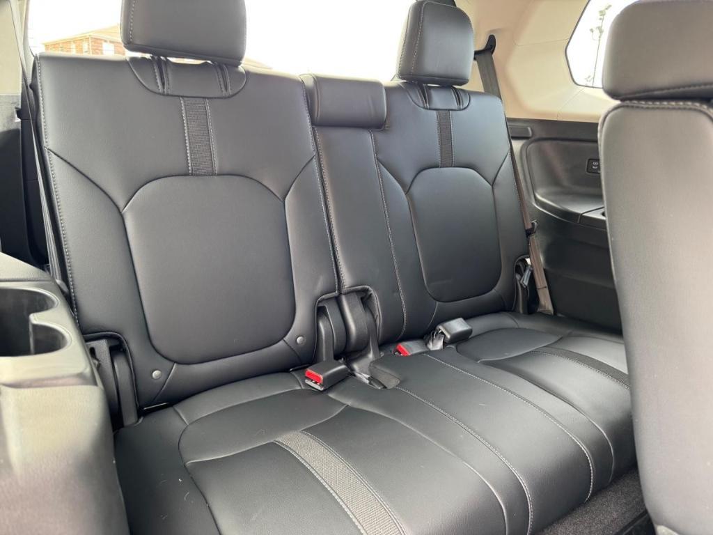 used 2025 Honda Pilot car, priced at $45,999