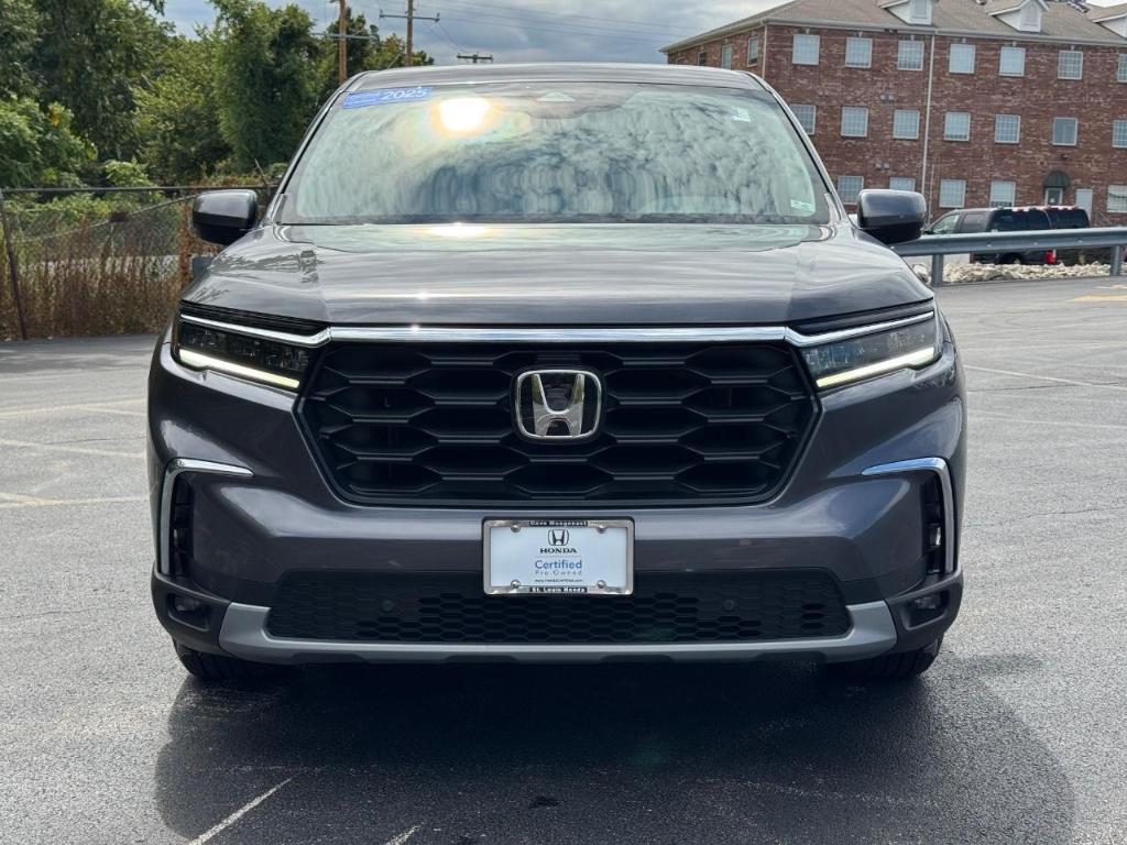 used 2025 Honda Pilot car, priced at $45,999