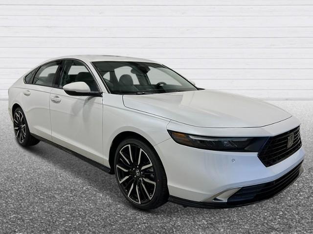 new 2025 Honda Accord Hybrid car