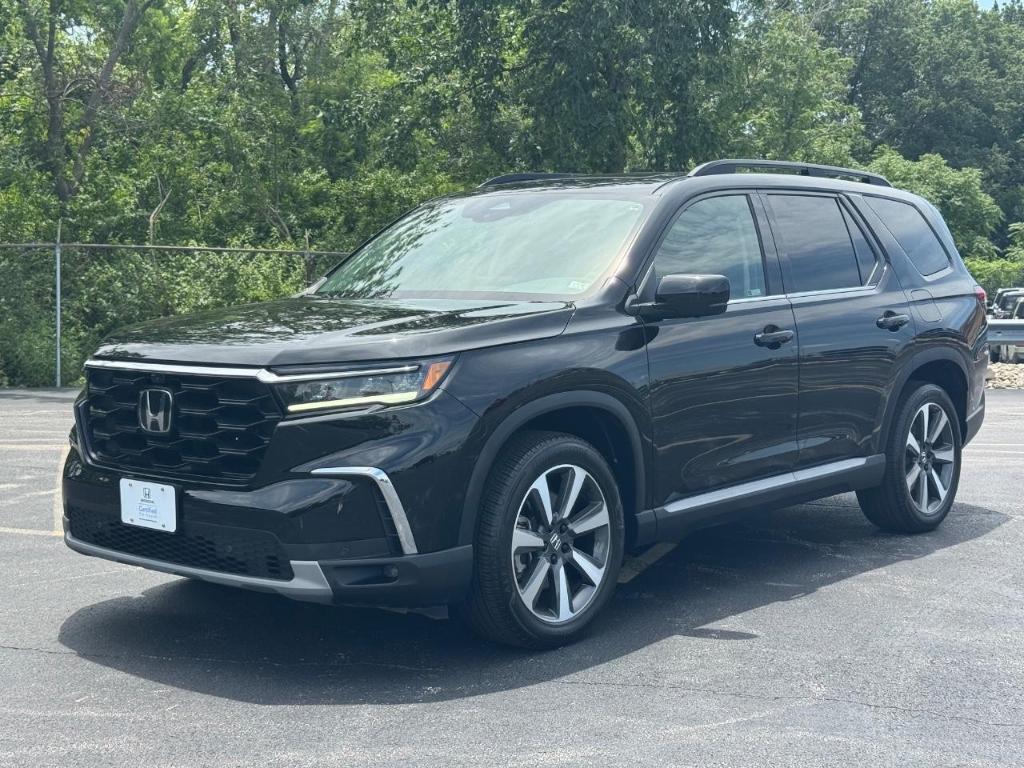 used 2023 Honda Pilot car, priced at $47,283