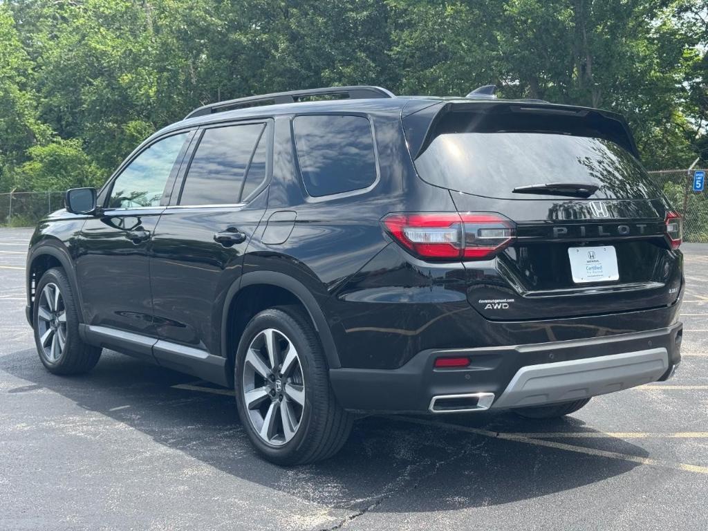 used 2023 Honda Pilot car, priced at $47,283