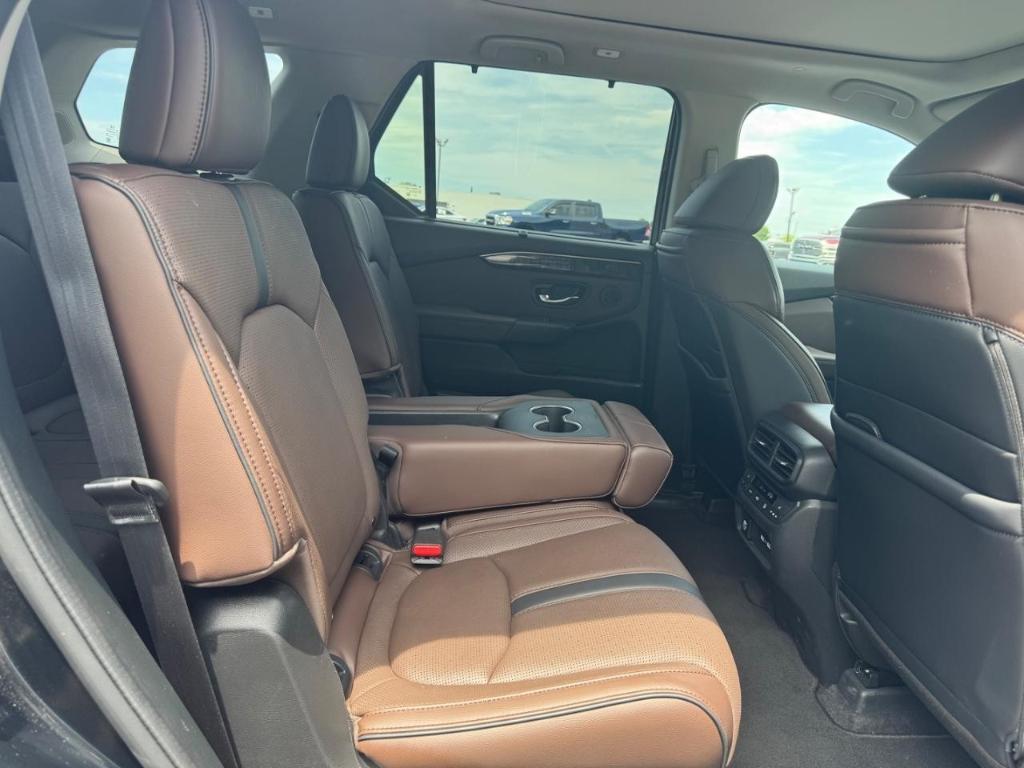 used 2023 Honda Pilot car, priced at $47,283