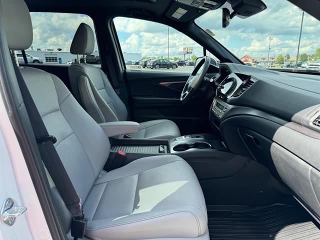 used 2022 Honda Passport car, priced at $34,850