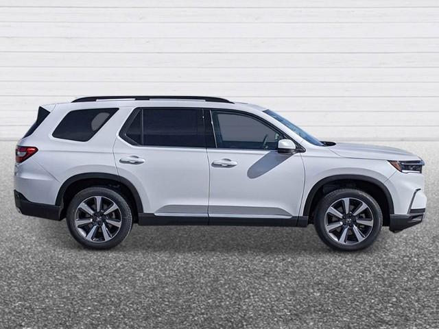 new 2025 Honda Pilot car, priced at $53,225