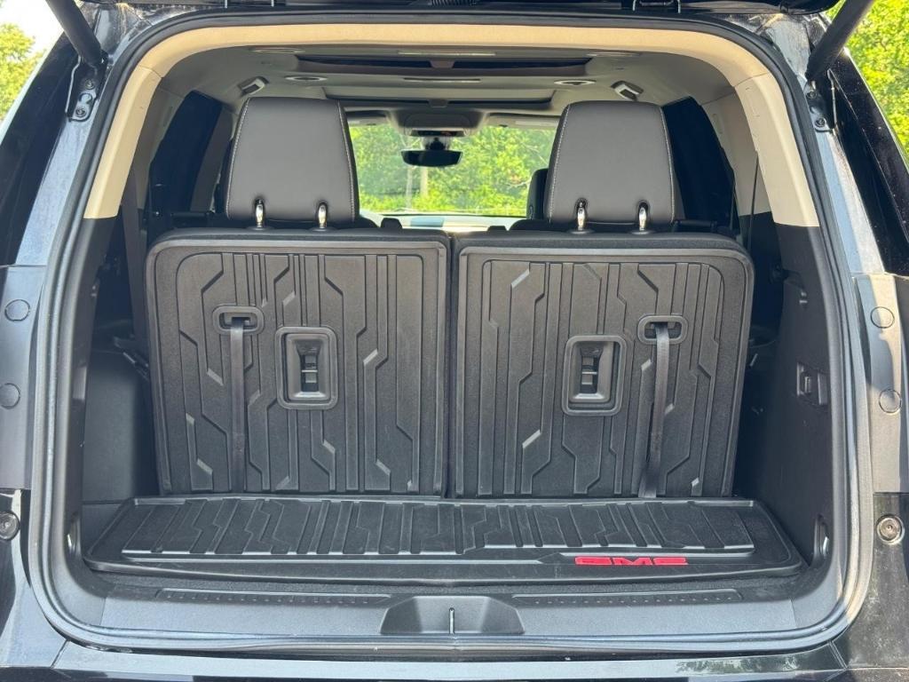 used 2022 GMC Acadia car, priced at $40,598