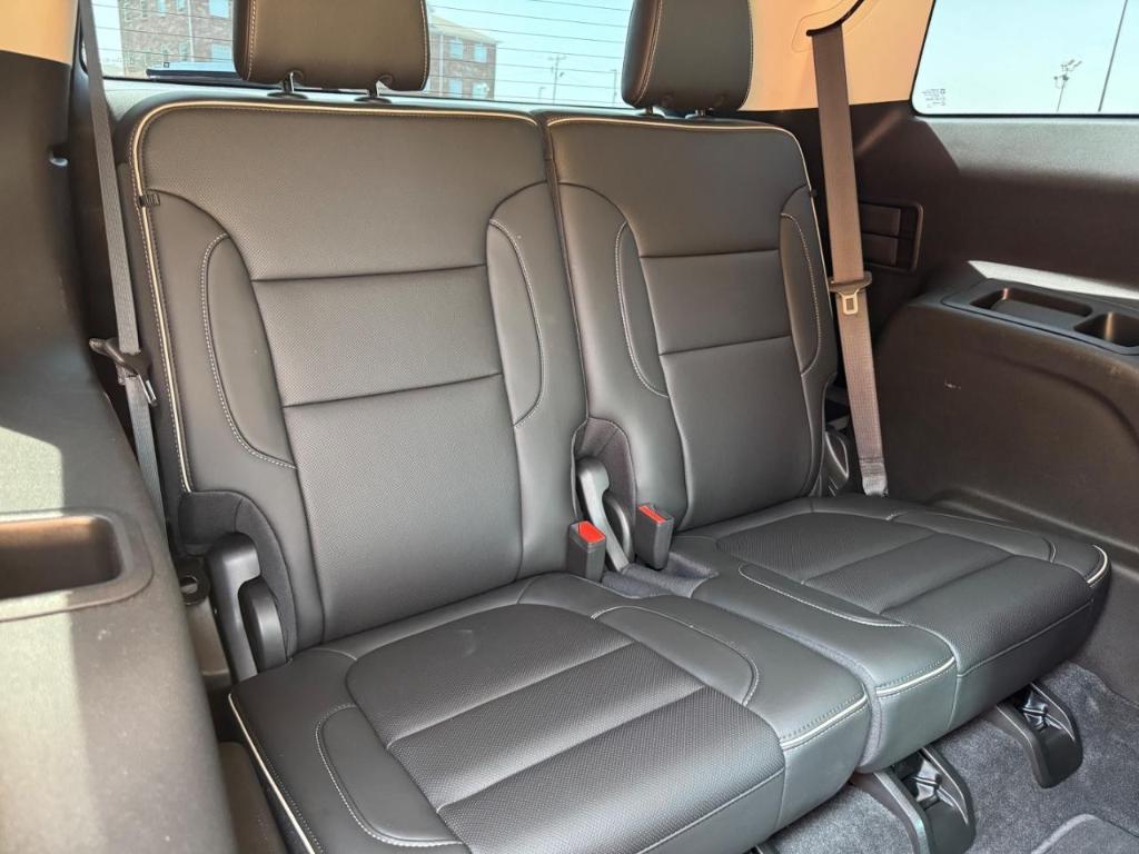 used 2022 GMC Acadia car, priced at $40,598