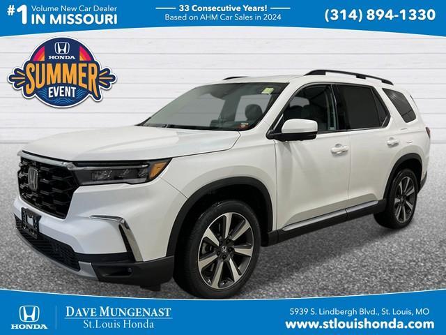new 2025 Honda Pilot car, priced at $54,985