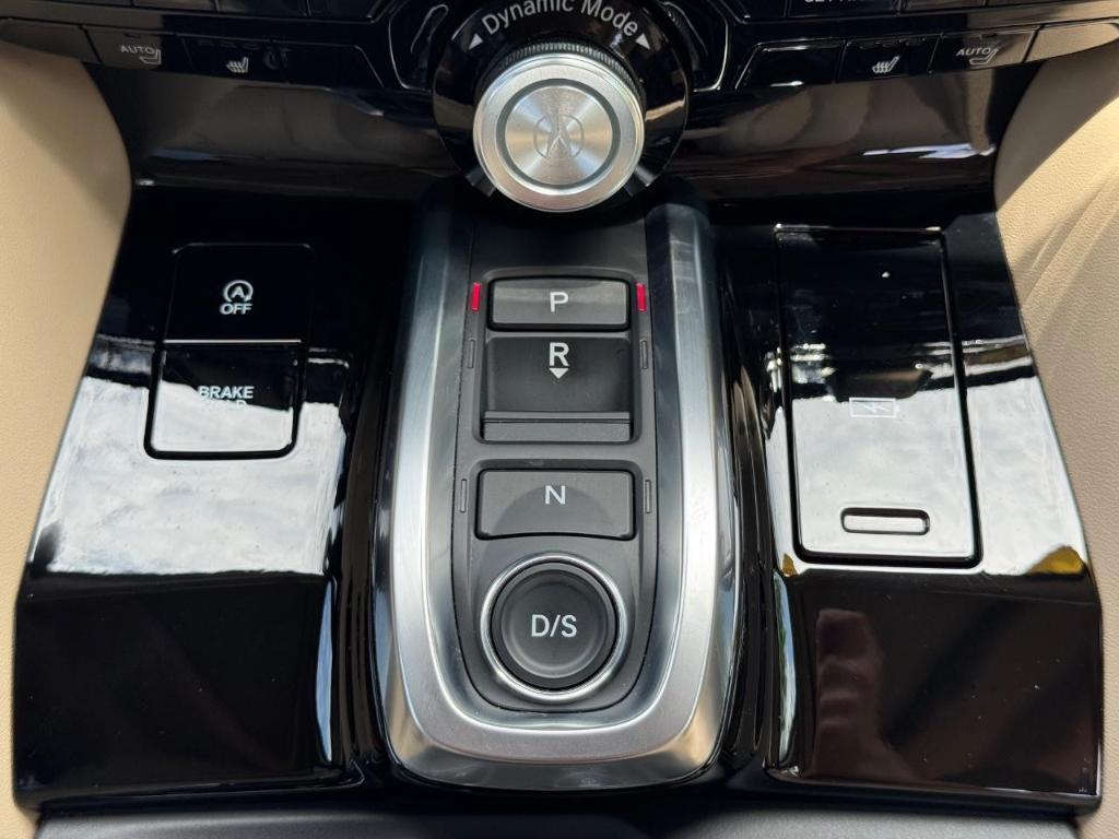 used 2022 Acura MDX car, priced at $42,688