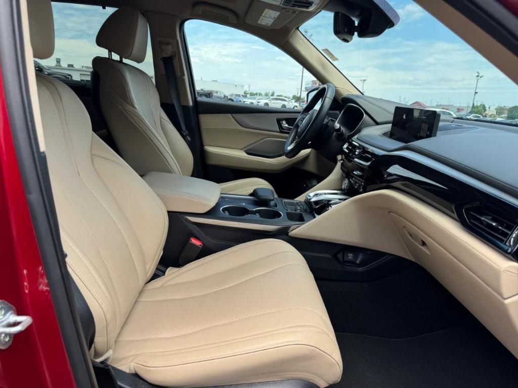used 2022 Acura MDX car, priced at $42,688