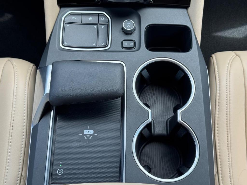 used 2022 Acura MDX car, priced at $42,688